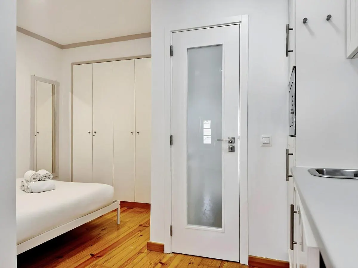 Apartment Bozzolo Studio By Homeful Homes Lisbon Portugal